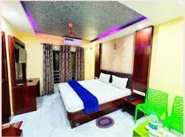 Hotel Arya ! Palace CT Road Puri Near Sea Beach -Spacious and Fully Air Conditioned Rooms - Free Wifi & Parking Facilities - Best Hotel