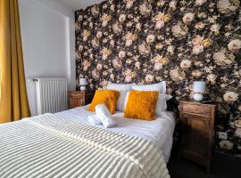 Le Clos des Roses - Chambre d'hôtes，位于佩鲁日的酒店