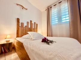 Appartement Cosy La Vanille 1，位于Ducos的酒店