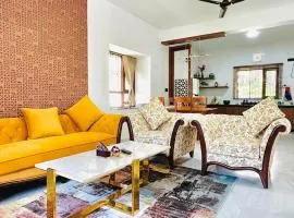 Mystical Escape- Peaceful Hill Retreat with Valley view
