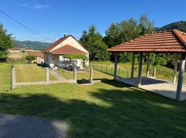 Vikendica Lazic，位于Crnča的酒店