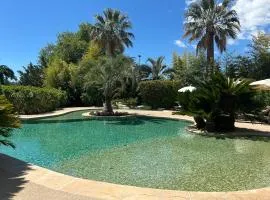 莱斯佩里多酒庄酒店