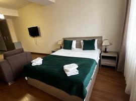 CA Yerevan Hotel，位于埃里温的酒店