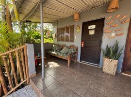 Sua Casa em Noronha - Conforto e Charme na Pousada da Iris，位于费尔南多 - 迪诺罗尼亚的木屋