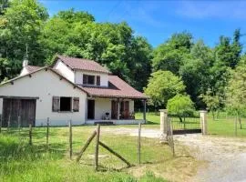 Grande maison à la campagne