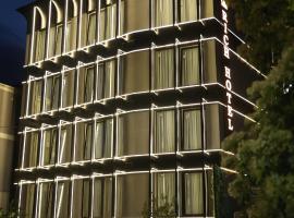 Rich Hotel，位于波格拉德茨的酒店