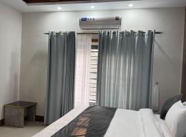 CB Boutique Family Guesthouse，位于伊斯兰堡的酒店