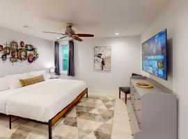 Modern 2BR Retreat Near Emory & Downtown ATL