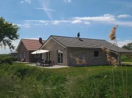 Haus FriesenHuus - Urlaub direkt an der Küste