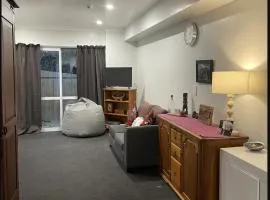 Cosy room with ensuite Central Dunedin