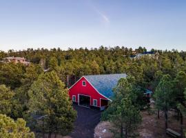 13 Mi to USAFA Peaceful Colorado Springs Getaway!，位于Gleneagle的酒店