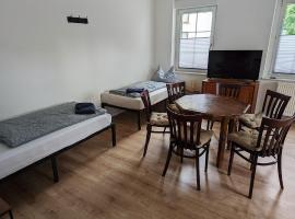 MiCasa TuCasa - große 3-R Wohnung Leipziger Neuseenland Atlas，位于博尔纳的酒店