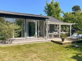Stunning Home In Gilleleje With Wifi