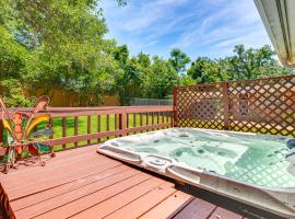 2 Mi to FSU and FAMU Home with Spacious Deck!