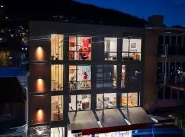 Adventure Q2 Hostel