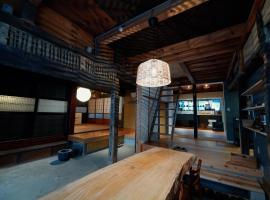 一棟貸宿市御堂，位于朝来市的酒店