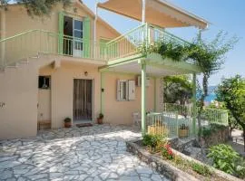 Nikiana hideaway