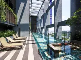 Millerz Square Suites By North