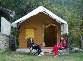Uphill Adventures and Meditation I Dharamshala，位于达兰萨拉的酒店