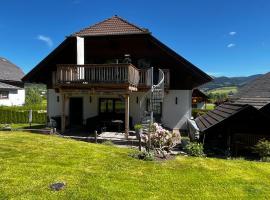 Stunning Luxury Holiday Accommodation, Sleeps 4, Living Room, Kitchen, Games Room and Bar，位于Mörtelsdorf的酒店