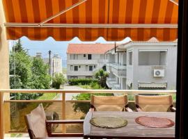 Holihome Beach Toroni，位于托罗尼的酒店