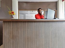 Hotel O Vivek Executive，位于Latur的酒店