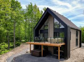 Le Chamonix/Mountain view/Golf course/Activities!，位于Mont-Blanc的酒店