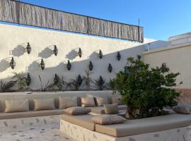 Riad Ait Sonia，位于塔姆拉赫特乌兹达尔的酒店