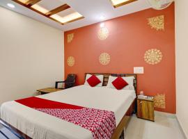OYO Thirumala comfort & lodging，位于班加罗尔的酒店