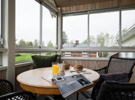 Guestly Homes - 3BR Spacious Coastal Stay