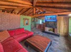 Trifonas Loft，位于Ríva的酒店