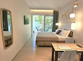 SEAL of Knight - Castle View - Downtown near the Beach