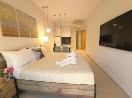 SEAL of Deer - Castle View - 5 minute walk to the Beach