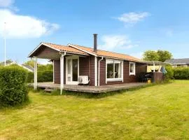 Beautiful Home In Bogense With Wifi