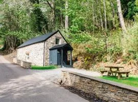 Holiday Home Betty's Bothy by Interhome