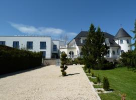 Gästehaus Villa Casamia，位于施马尔卡尔登的酒店