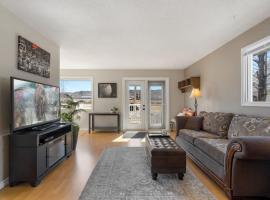 Hoodoo Hideout - 2BR House - Family Retreat - King Suite，位于德兰赫勒的酒店