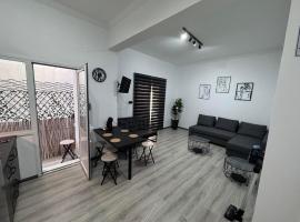 ART Luxury Home，位于亚历山德鲁波利斯的酒店