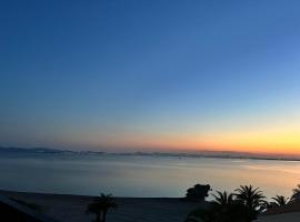 Atardeceres & Jacuzzi，位于拉曼加戴尔马尔梅纳的带热水浴缸的酒店