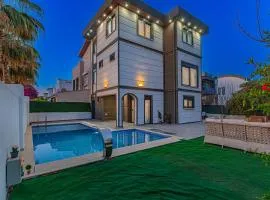 NEAR BY THE LAND OF LEGENDs , PRİVATE POOL WİTH JAKUZZİ VİLLA MOON