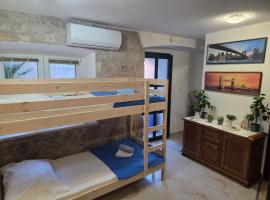 Rooms Deluxe marta，位于斯普利特的酒店