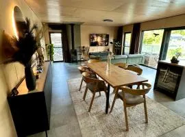 Houseboat with touch of luxury