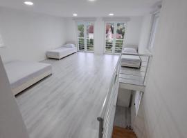 Villa Fantasy，位于Gladno Polje的酒店