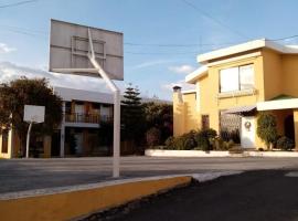 Hostal Nevada，位于Pifo的酒店
