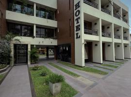 Hotel Escala Uno，位于圣多美的酒店
