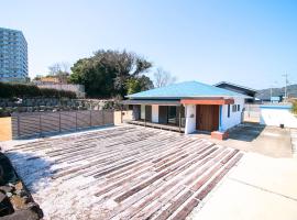 ゆったりとした時間を過ごせる一棟貸切の別荘　たけしま，位于鸣门市的酒店