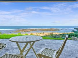 Beachfront Bliss for Two l Nova Escapes，位于安特兰斯的酒店