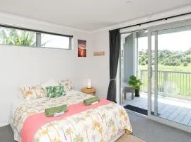 Banana Bungalow Studio