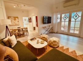Bondi Cottage，位于悉尼的酒店
