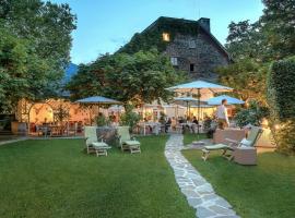 Der Schlosswirt zu Anif - Biedermeierhotel und Restaurant，位于阿尼夫的酒店